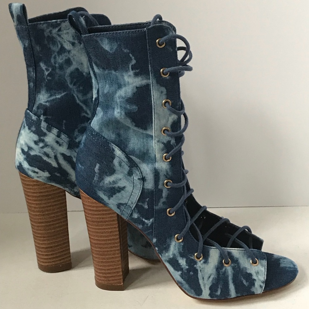 Liliana Tie Dye Boots New!!